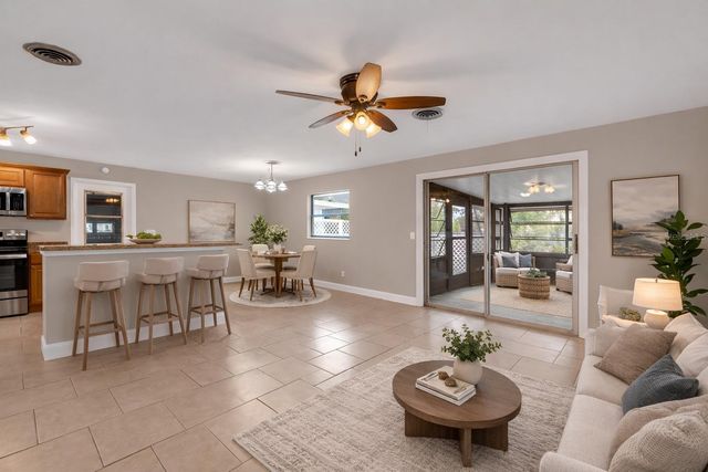 1002 SPIRIT LAKE ROAD, Winter Haven, FL 33880