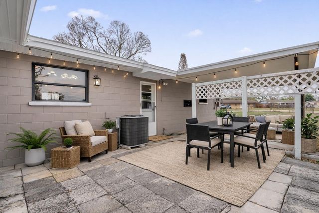 1002 SPIRIT LAKE ROAD, Winter Haven, FL 33880