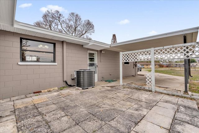 1002 SPIRIT LAKE ROAD, Winter Haven, FL 33880