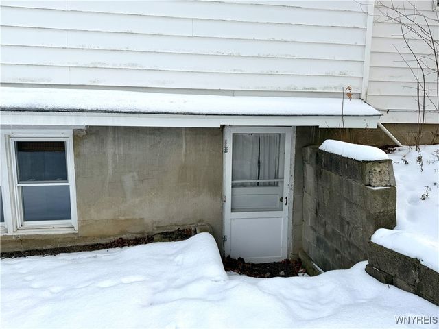 7166 South Abbott Road, Boston, NY 14075