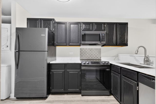 5931 Meadow Drive 157A, Lisle, IL 60532