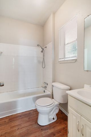 1358 Bonham St, Paris, TX 75460