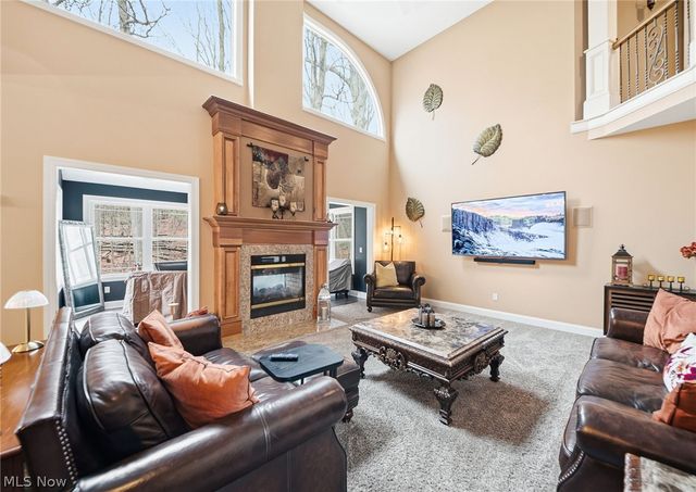 253 Anne Marie Court, Hinckley, OH 44233