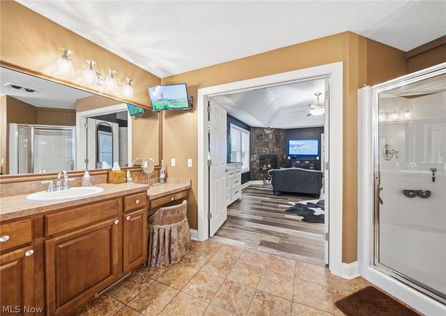 253 Anne Marie Court, Hinckley, OH 44233