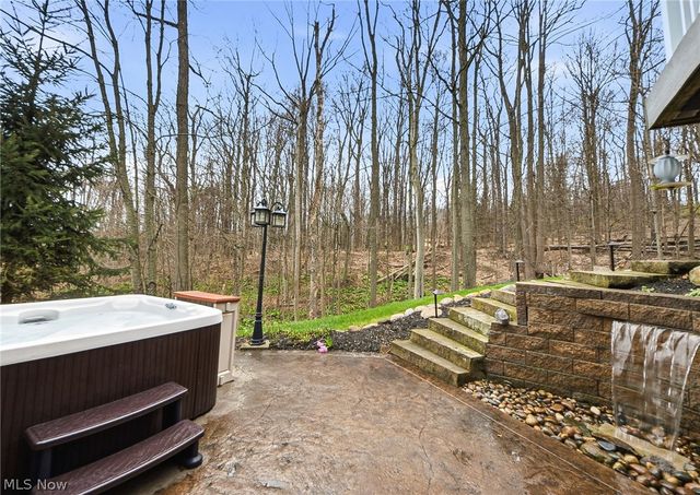 253 Anne Marie Court, Hinckley, OH 44233