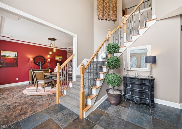 253 Anne Marie Court, Hinckley, OH 44233