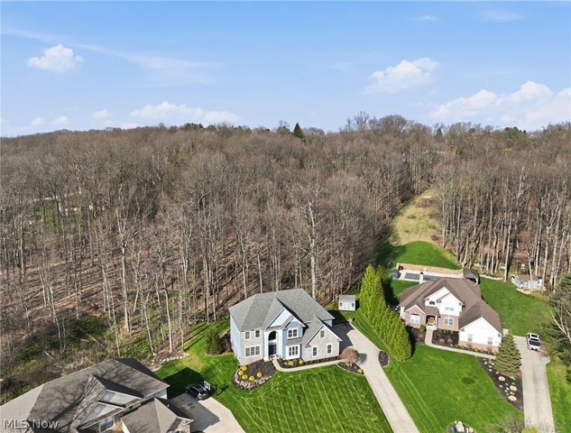 253 Anne Marie Court, Hinckley, OH 44233