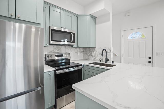 2918 Anaheim Street, Escondido, CA 92025