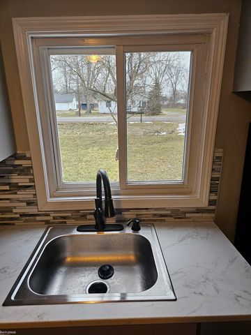 5035 burma Road, Kimball Twp, MI 48074