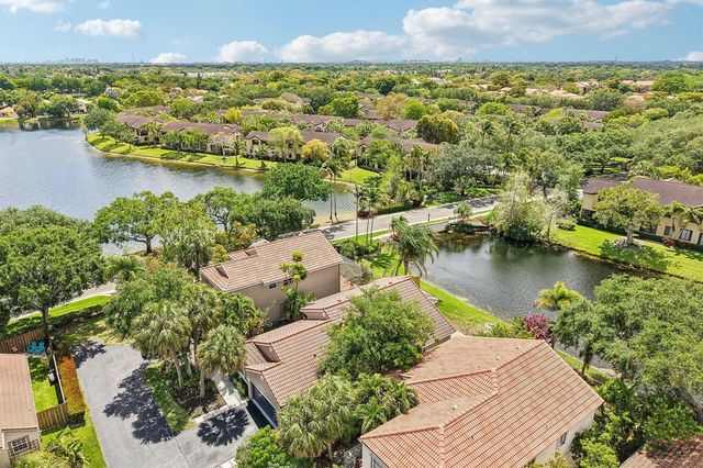 1110 NW 105th Way, Plantation, FL 33322