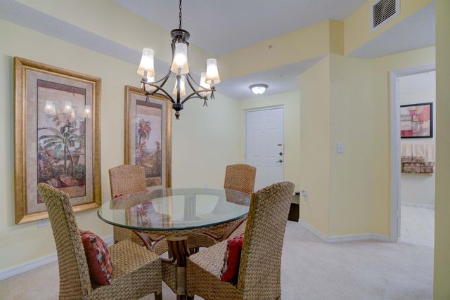 3020 Alcazar Place 207, Palm Beach Gardens, FL 33410