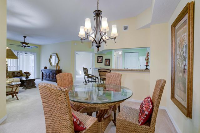 3020 Alcazar Place 207, Palm Beach Gardens, FL 33410