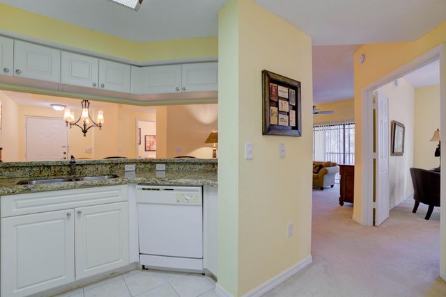 3020 Alcazar Place 207, Palm Beach Gardens, FL 33410