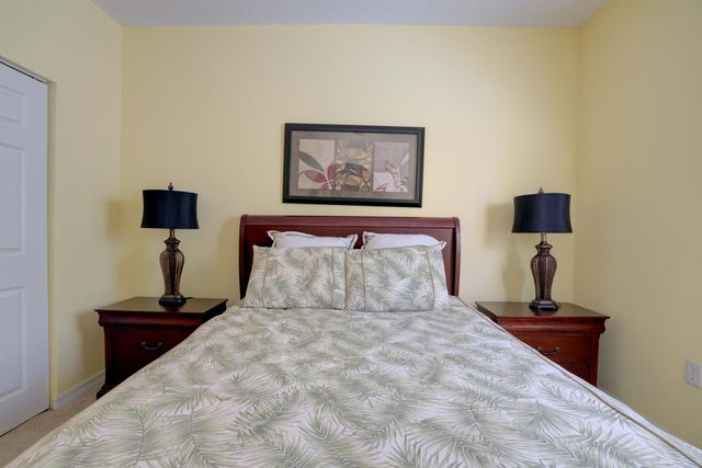 3020 Alcazar Place 207, Palm Beach Gardens, FL 33410