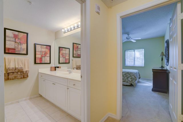 3020 Alcazar Place 207, Palm Beach Gardens, FL 33410
