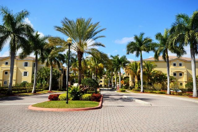 3020 Alcazar Place 207, Palm Beach Gardens, FL 33410