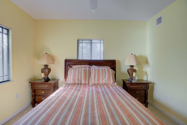 3020 Alcazar Place 207, Palm Beach Gardens, FL 33410