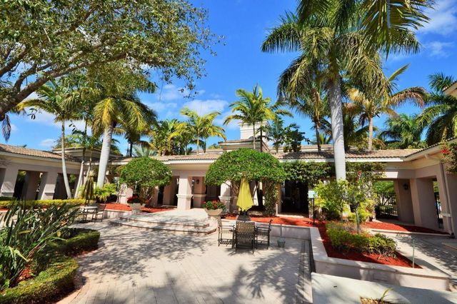 3020 Alcazar Place 207, Palm Beach Gardens, FL 33410