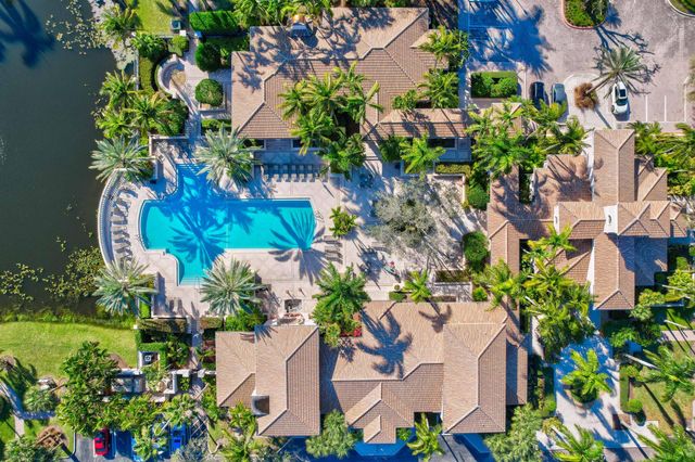 3020 Alcazar Place 207, Palm Beach Gardens, FL 33410