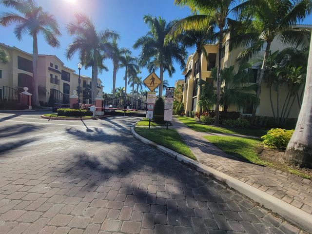 3020 Alcazar Place 207, Palm Beach Gardens, FL 33410