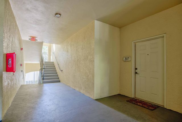 3020 Alcazar Place 207, Palm Beach Gardens, FL 33410