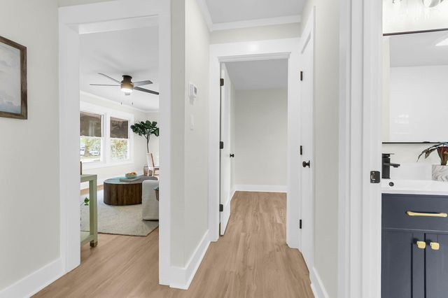 1238 Hawthorne Circle, Hanahan, SC 29410