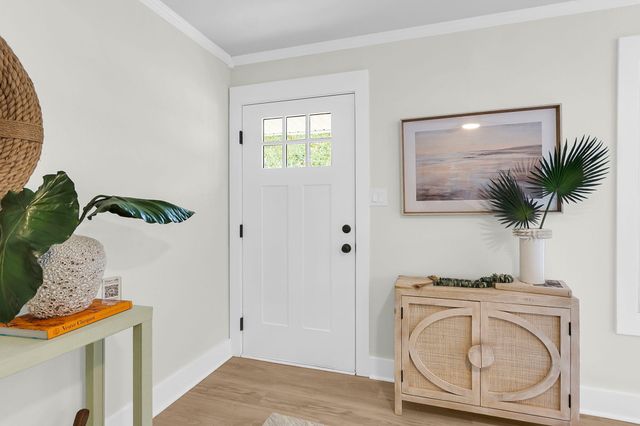 1238 Hawthorne Circle, Hanahan, SC 29410