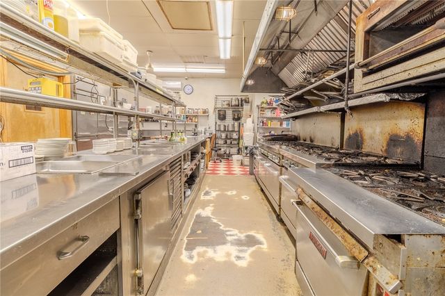 112 Westinghouse Ave, Wilmerding, PA 15148