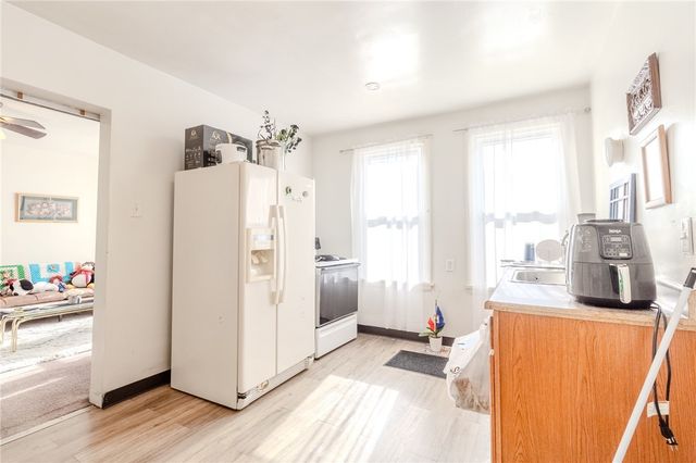 112 Westinghouse Ave, Wilmerding, PA 15148