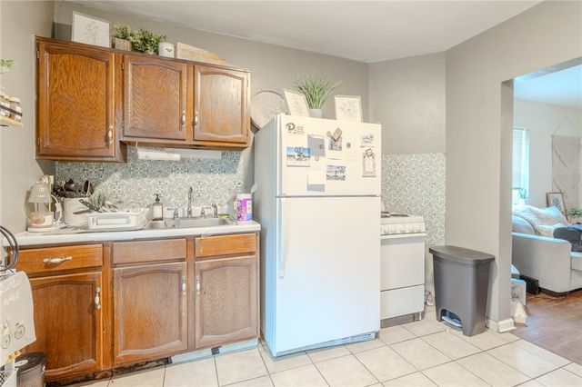 112 Westinghouse Ave, Wilmerding, PA 15148