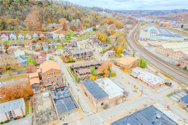 112 Westinghouse Ave, Wilmerding, PA 15148