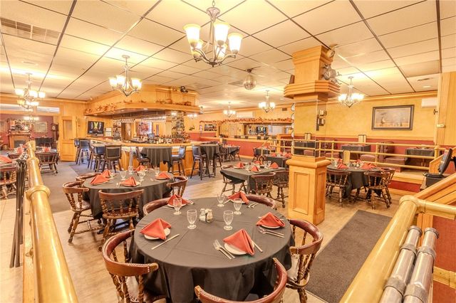 112 Westinghouse Ave, Wilmerding, PA 15148