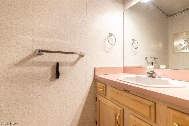 5920 Stephanie Lane, Solon, OH 44139