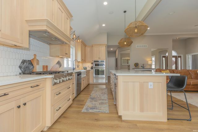 2411 BRANDALIN, Newburgh, IN 47630