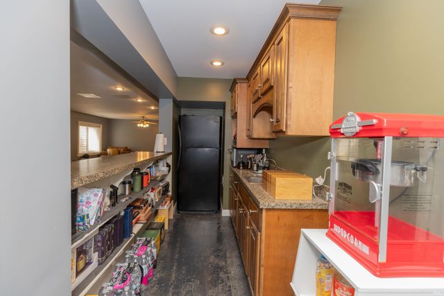 2411 BRANDALIN, Newburgh, IN 47630