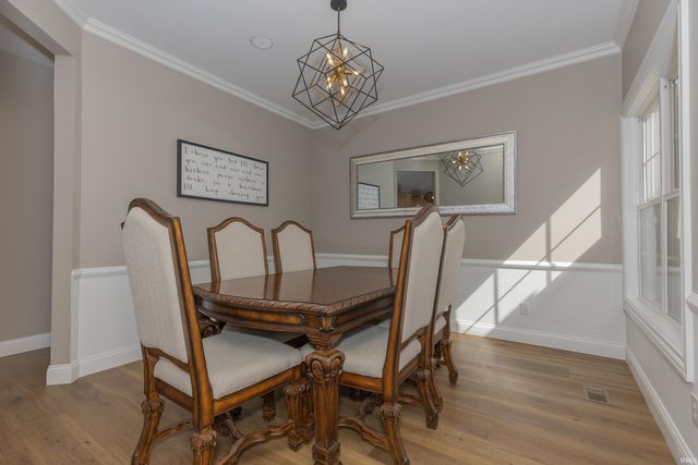 2411 BRANDALIN, Newburgh, IN 47630