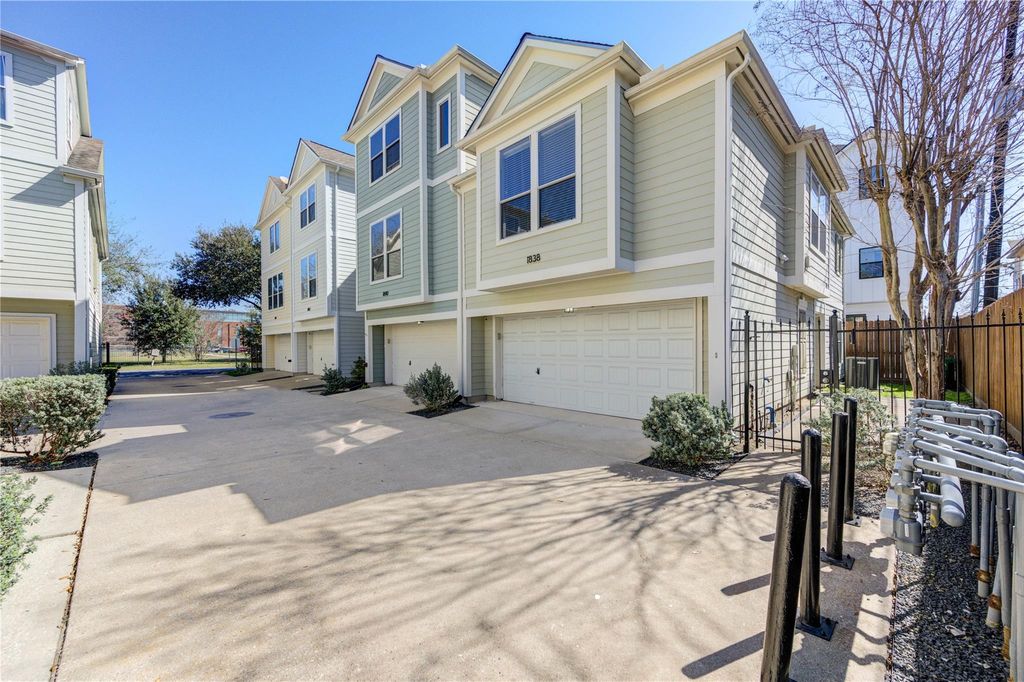 1838 Wheeler Street, Houston, TX 77004
