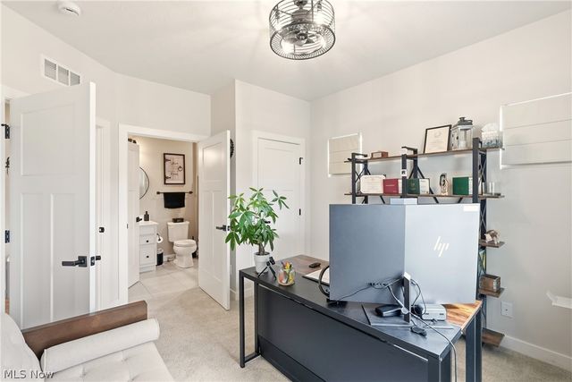 1404 Southbrook Circle NE, Canton, OH 44721