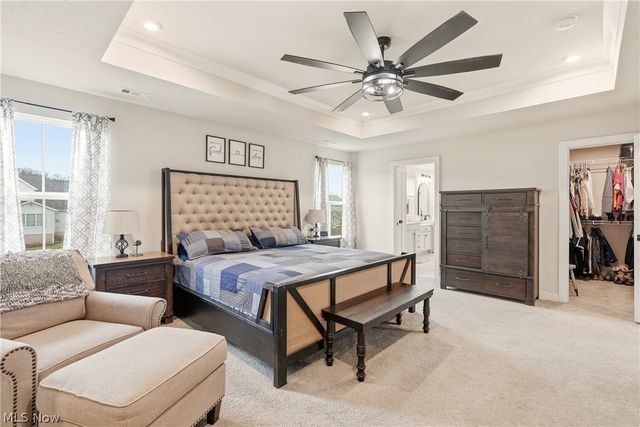 1404 Southbrook Circle NE, Canton, OH 44721