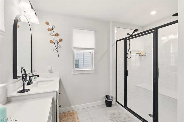 1404 Southbrook Circle NE, Canton, OH 44721