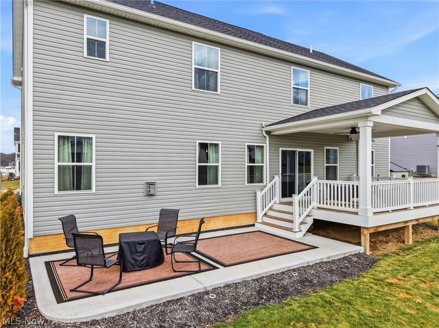 1404 Southbrook Circle NE, Canton, OH 44721