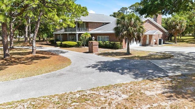 8221 DESOTO MEMORIAL HIGHWAY, Bradenton, FL 34209