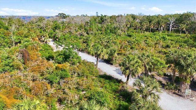 8221 DESOTO MEMORIAL HIGHWAY, Bradenton, FL 34209
