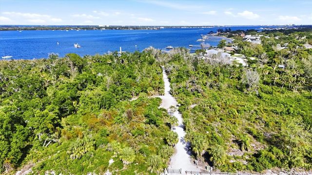 8221 DESOTO MEMORIAL HIGHWAY, Bradenton, FL 34209
