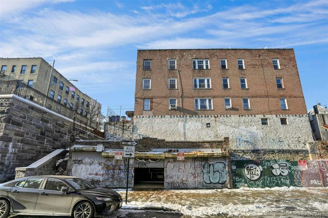 365 E 197th, Bronx, NY 10458