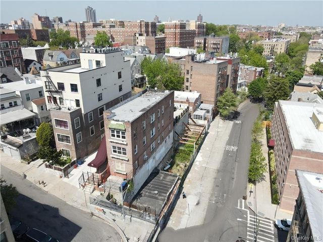 365 E 197th, Bronx, NY 10458