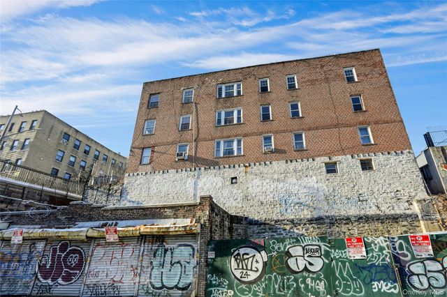 365 E 197th, Bronx, NY 10458