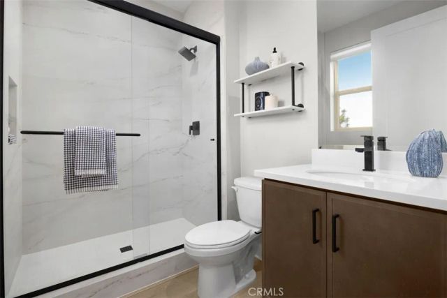 316 Pluto, Irvine, CA 92618