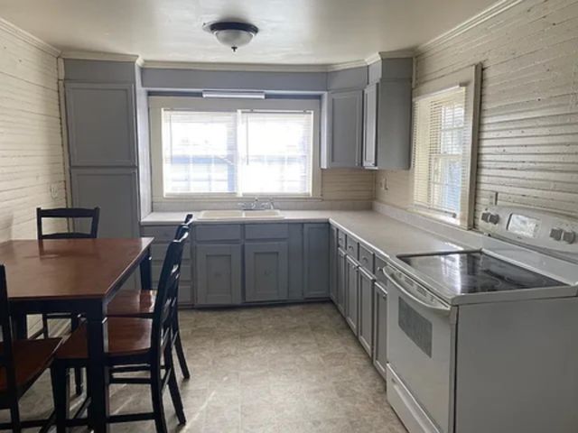 7 Spruce Street, Startex, SC 29377