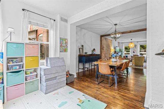 3417 Humphrey Street, St Louis, MO 63118